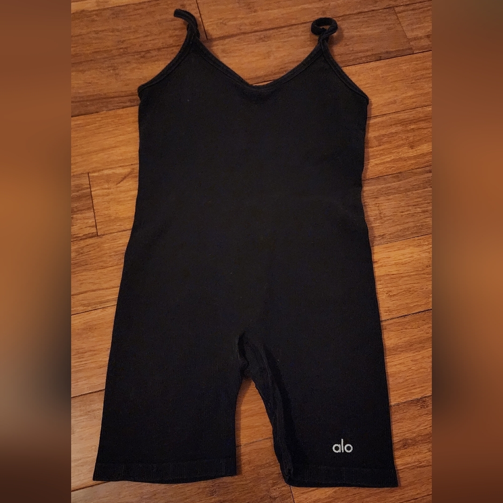 ALO Yoga Black Fitted Romper Jumpsuit